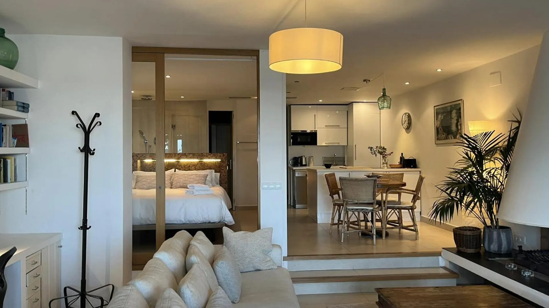 Apartment Stunning Views Over Cadaques Spain